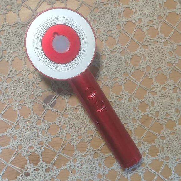 Red Multi-Functional Massage Comb - Picture 6 of 15